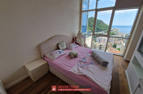 Квартира, 1679 м², 600 000$ — FAKTOR